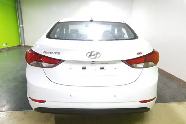 фото Hyundai Avante