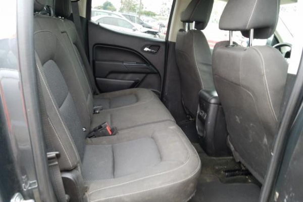 фото Chevrolet COLORADO LT