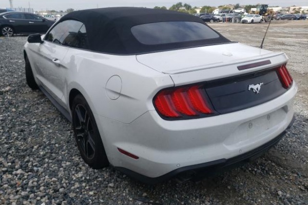 фото Ford Mustang