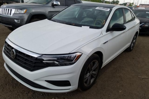 фото Volkswagen Jetta S