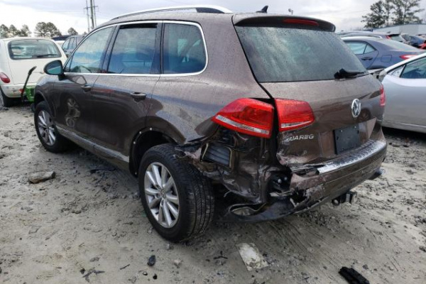 фото Volkswagen TOUAREG V6 TDI