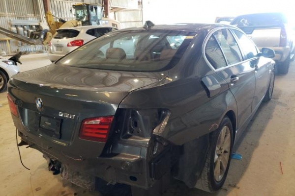 фото BMW 528 I