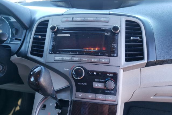 фото TOYOTA VENZA