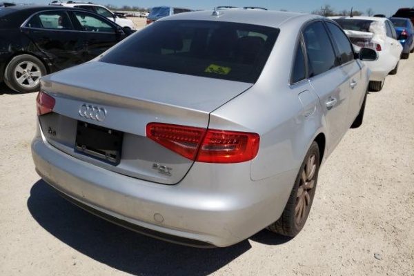 фото Audi A4 Premium