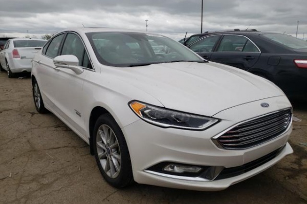 фото Ford Fusion TITANIUM PHEV