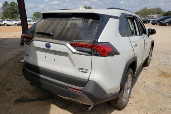 фото Toyota RAV4 HV LIMITED