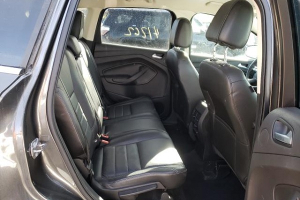 фото Ford Escape SE