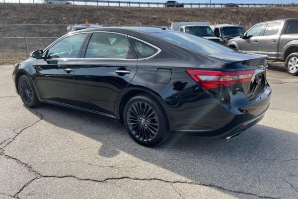 фото Toyota AVALON XLE