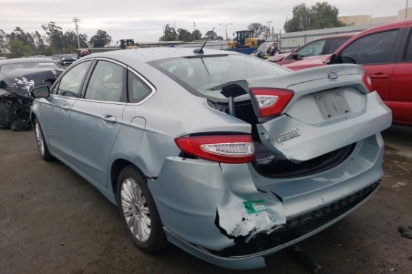 фото Ford Fusion SE HYBRID