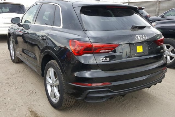 фото Audi Q3 PREMIUM S LINE