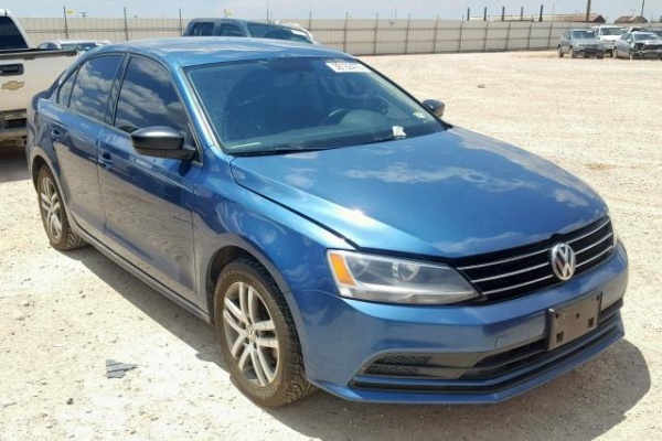 фото Volkswagen Jetta S