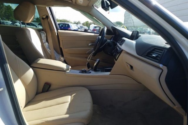 фото BMW 320 I