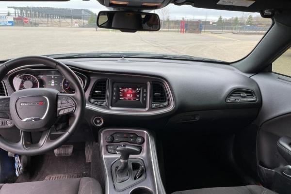 фото Dodge Challenger