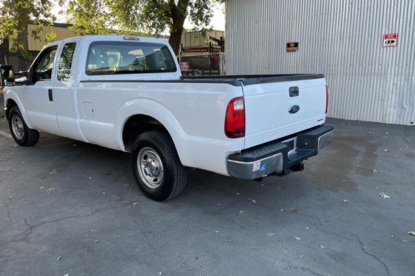 фото Ford F-150 SUPER DUTY