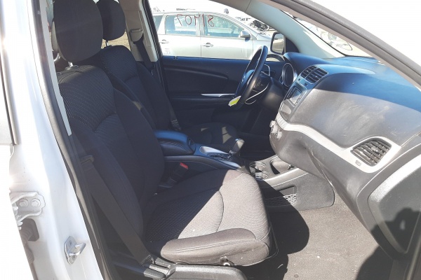 фото Dodge Journey SE