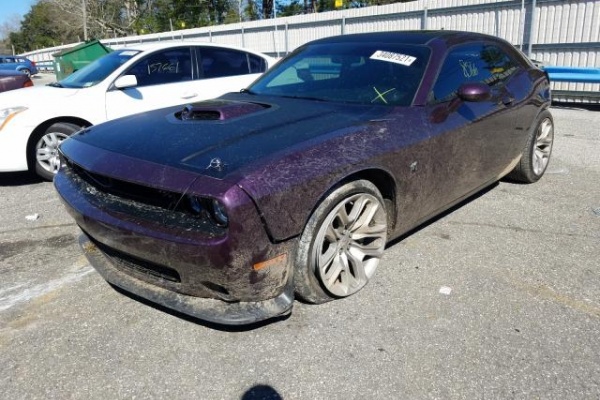 фото Dodge CHALLENGER R/T SCAT PACK