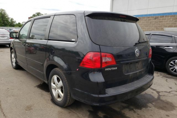 фото Volkswagen ROUTAN SEL