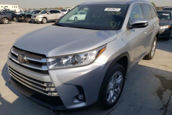 фото Toyota Highlander LIMITED