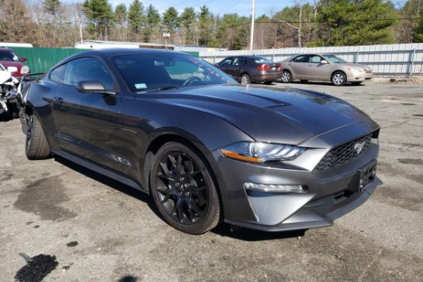 фото Ford Mustang