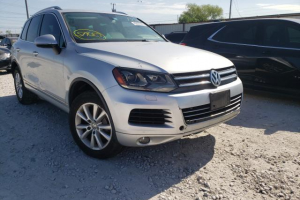 фото Volkswagen TOUAREG V6