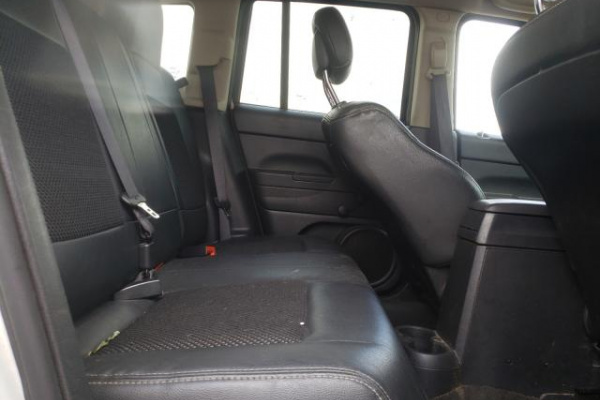 фото JEEP COMPASS SPORT