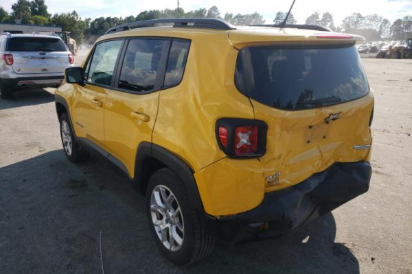 фото JEEP RENEGADE LATITUDE