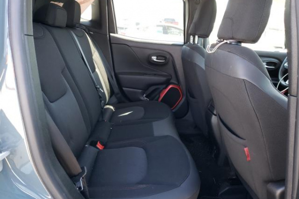 фото JEEP RENEGADE TRAILHAWK