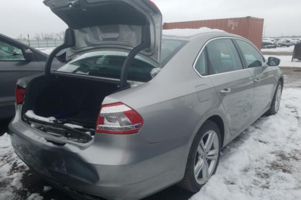 фото Volkswagen Passat Se