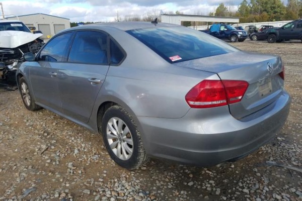 фото Volkswagen Passat S