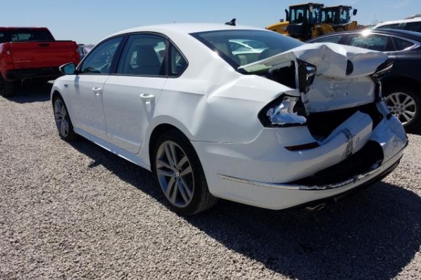 фото Volkswagen Passat S