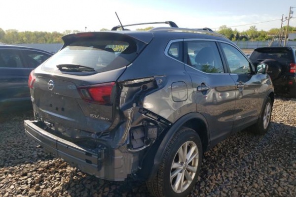фото Nissan ROGUE SPORT S