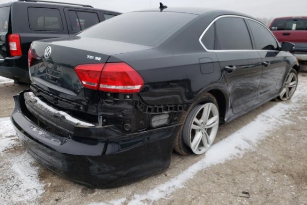 фото Volkswagen Passat SE