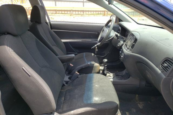 фото HYUNDAI ACCENT BLUE