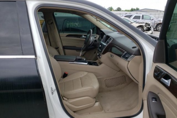 фото Mercedes-Benz ML 350