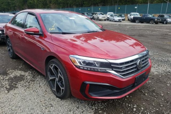 фото Volkswagen Passat R-LINE