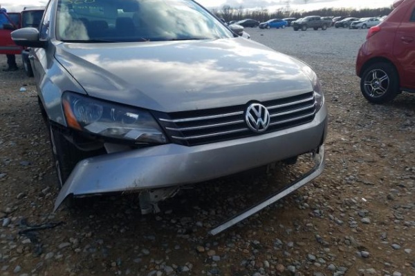 фото Volkswagen Passat S