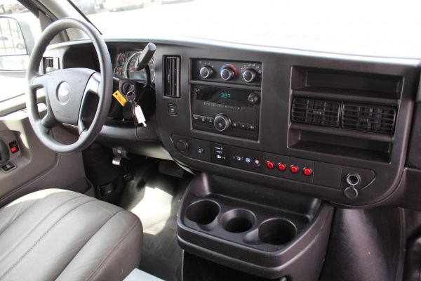 фото CHEVROLET EXPRESS G2500