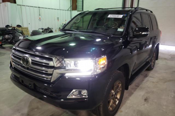 фото TOYOTA LAND CRUISER PRADO