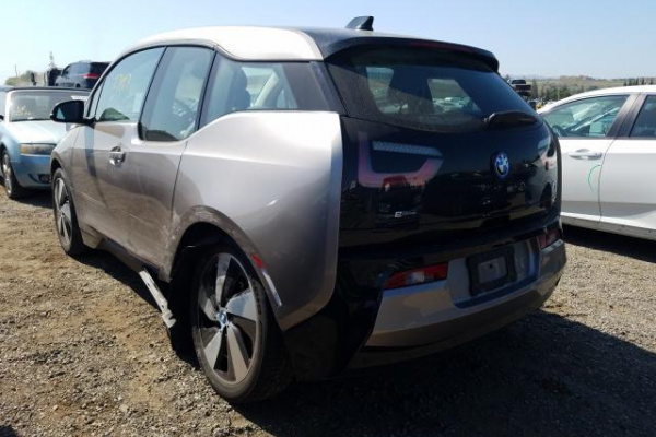 фото BMW I3 REX