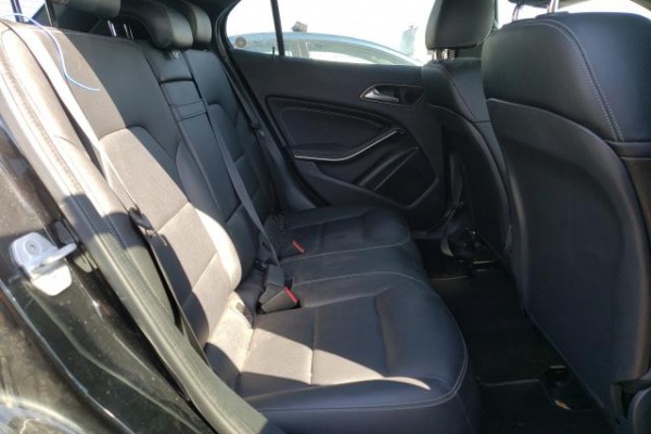 фото Mercedes-benz GLA 250 AMG