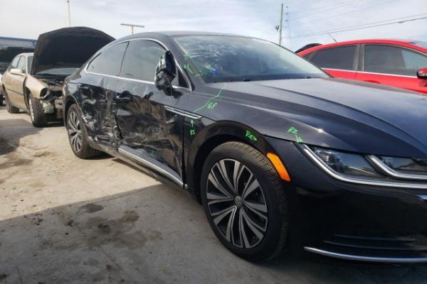 фото Volkswagen ARTEON SE