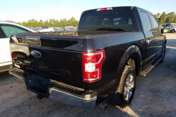 фото Ford F-150 SuperCrew