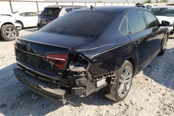 фото Volkswagen Passat S