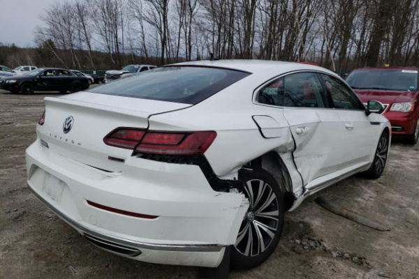 фото Volkswagen ARTEON SE