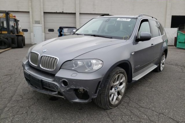 фото BMW X5 XDRIVE35I