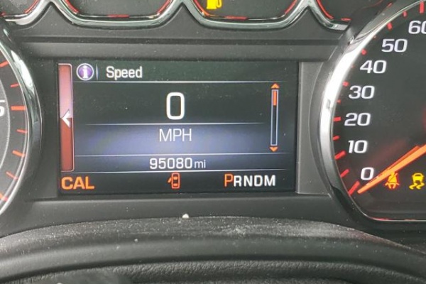 фото GMC YUKON SLT