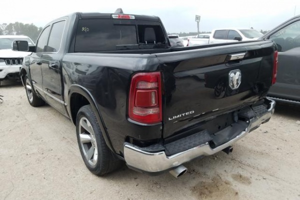 фото RAM 1500 LIMITED