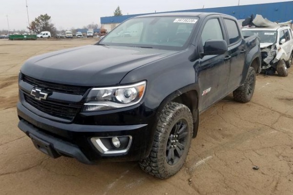 фото Chevrolet COLORADO Z71