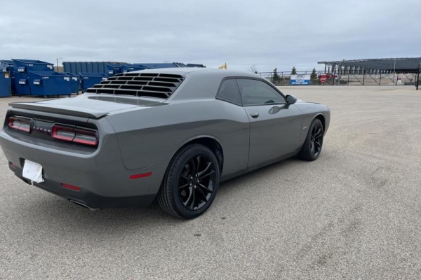 фото Dodge Challenger