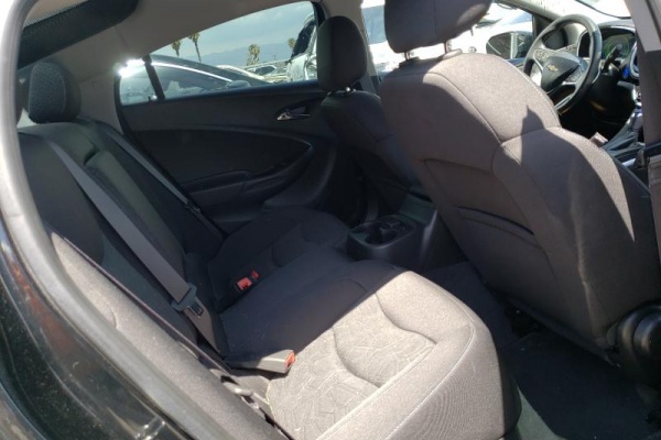 фото Chevrolet Volt LT